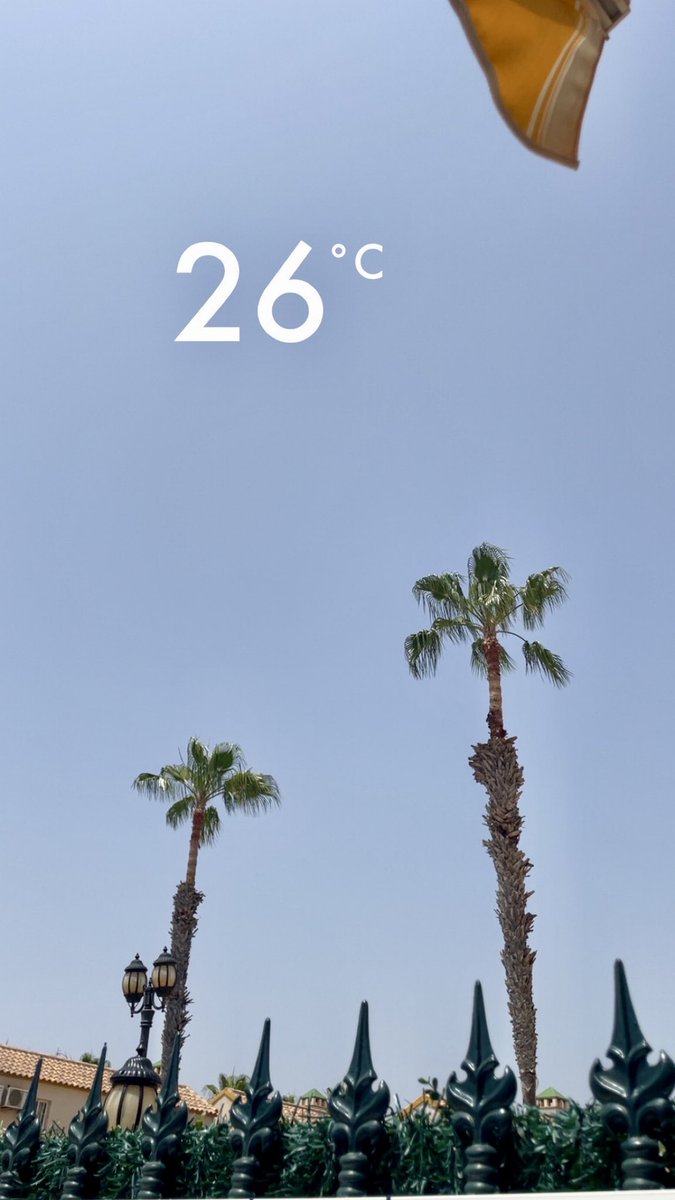 cathal686's tweet photo. #100daysofwalking 
Day 4 of relaxation. Enjoy the sun and keeping well hydrated 😉 https://t.co/s3qBvYYiXJ