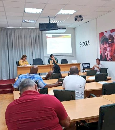 ECTBoga's tweet photo. ¡Capacitación estratégica en Boga!
Concluyó nuestra conferencia técnica:  
"Reglamento de grupos electrógenos de emergencia y tecnología de automatización". 
"Invertir en conocimiento es fortalecer nuestra industria."  
#ECTBoga #Energía #AutomatizaciónIndustrial https://t.co/DRlNKIiiKU