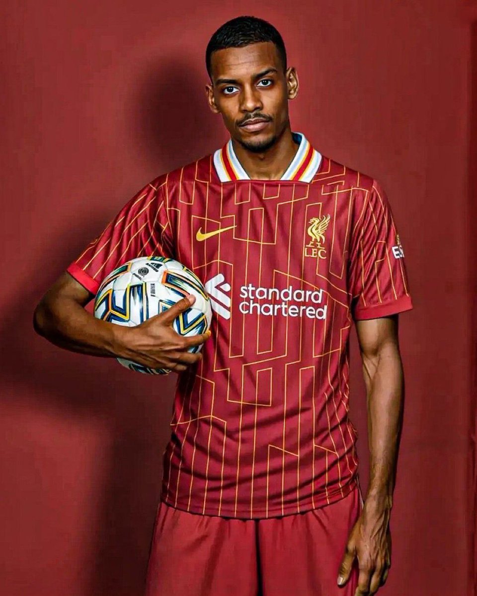 IraolaEra's tweet photo. If Liverpool somehow sign Alexander Isak this Summer, I’ll give everyone who likes this tweet £50. https://t.co/Tvzfv0vCuq