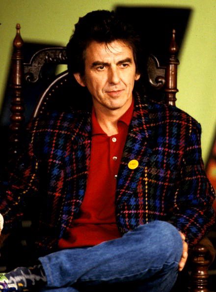 lesbianbeatle's tweet photo. as george harrison ages he looks more mexican than british (to me) like straight up that's mi tío jorge 😭 https://t.co/yK70gfedr8