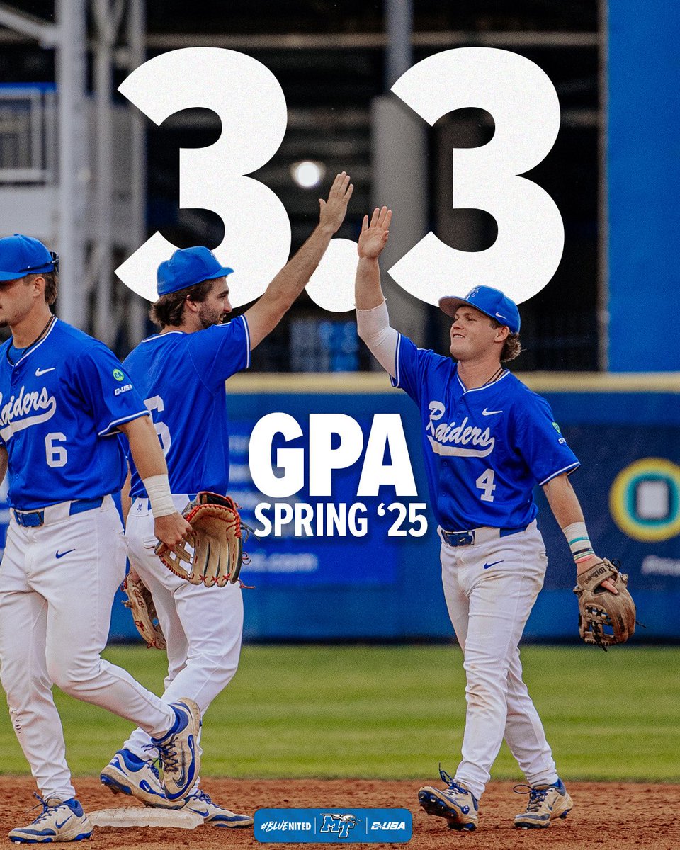 Studious Gentlemen 🎓

#BLUEnited | #BlueCrew