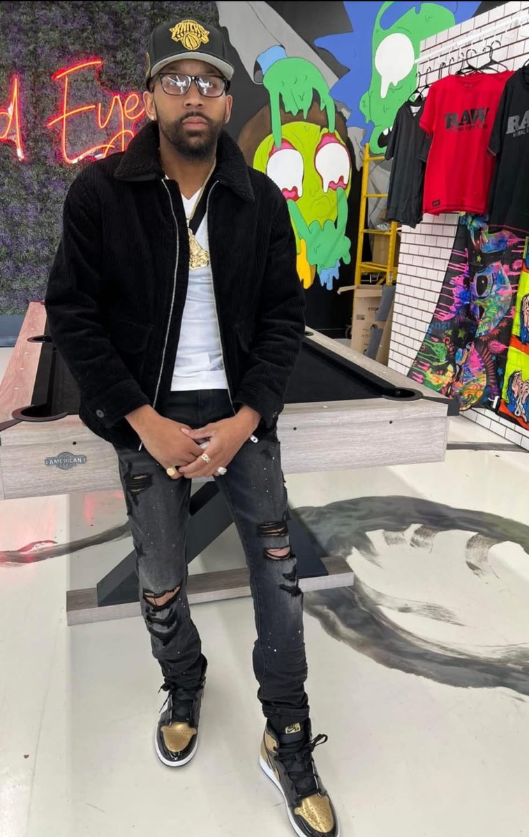 PoobzReal's tweet image. Happy Birthday Babyboy ❤️‍🩹🦾💎

Free my brother 🦾