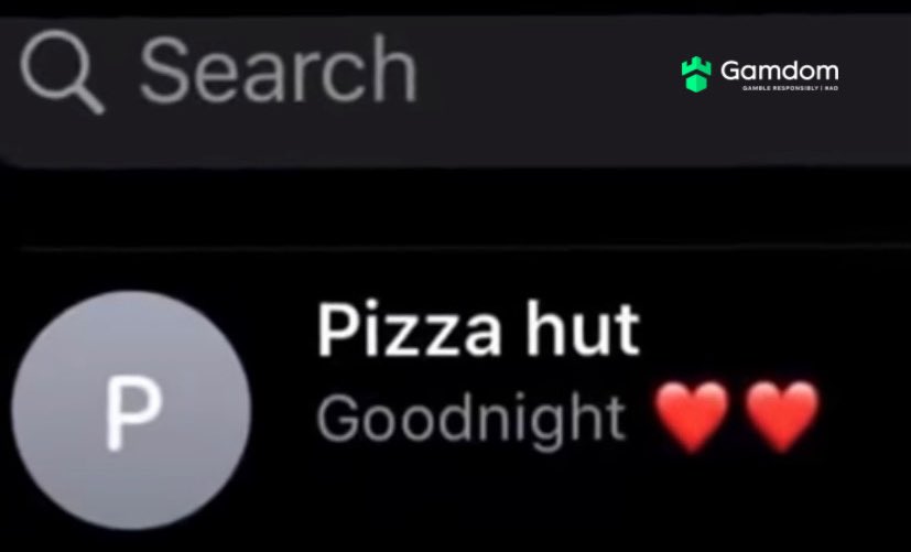 omarszn_'s tweet image. Just saw this on my girls phone, customer service is impeccable.