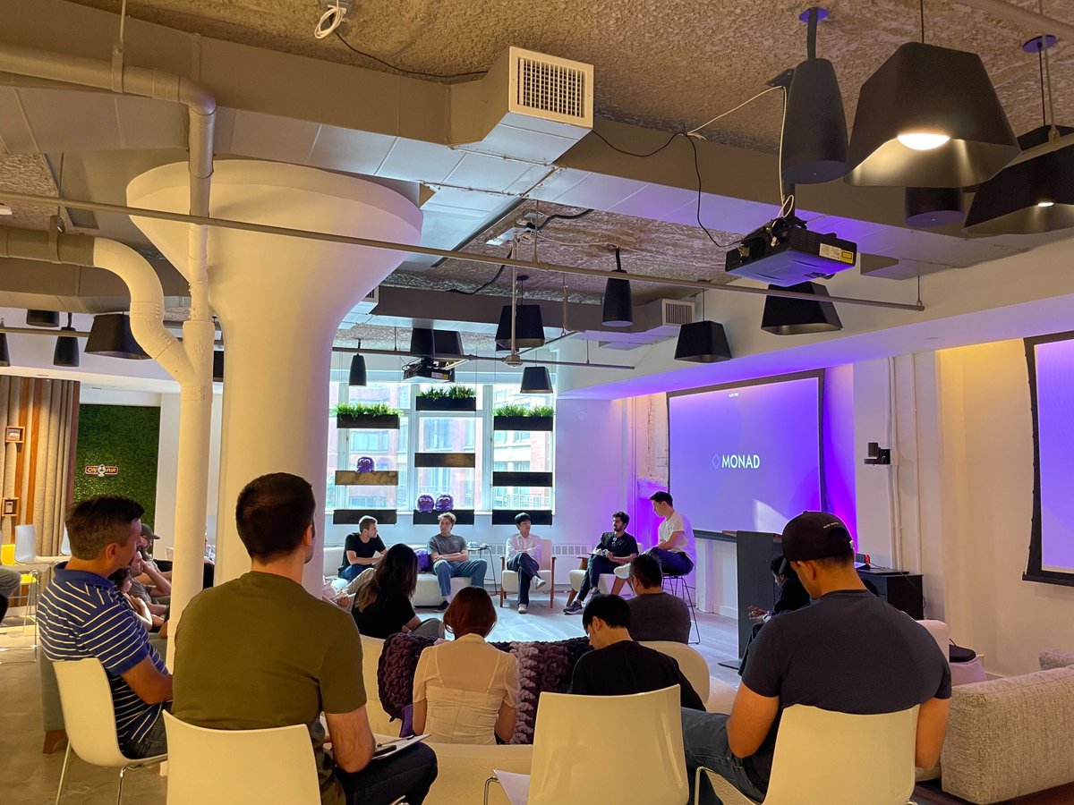 Scenes from Vibecheck at The Studio 📸

Put 20 great founders in one room and innovation is bound to happen

Founders - reach out if you'd like to stop by!