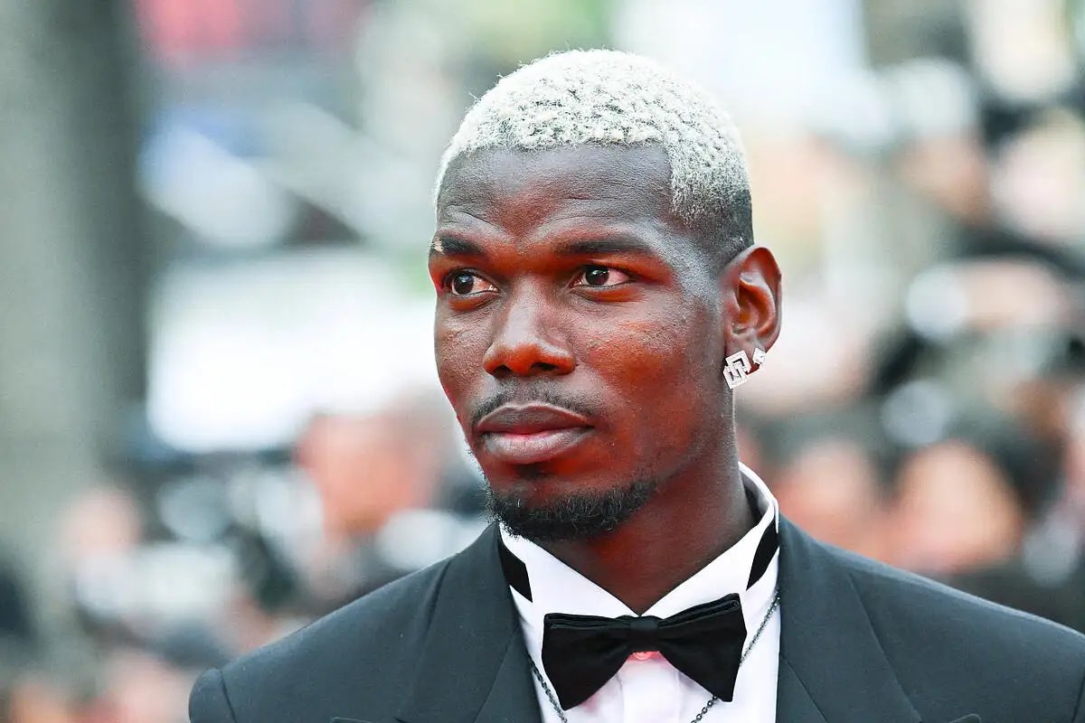 Concernant Paul Pogba, la piste a été longuement étudiée par les dirigeants il y a quelques mois. Mais en plus de ne pas avoir de gros besoins au poste, il a joué 12 matches en 3 ans, et l'expérience Luiz Felipe, qui revenait de blessure, a appelé à la prudence...