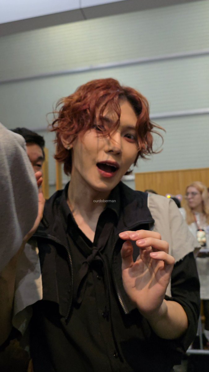 jeon_jukey's tweet image. Oh dear.. 
My Yeo you deserves better.. 😭❤️

WE LOVE YOU YEOSANG
#오늘도_내일도_늘_여상이편 
#AlwaysProufOfYeosang
#YeosangDeservesBetter 
#YEOSANG #여상