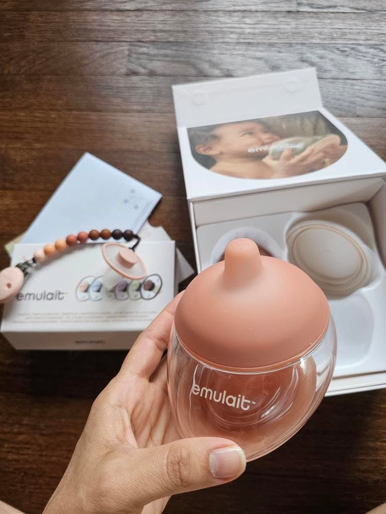 This little bottle is doing big things, like making feeding feel way more natural for both you and your baby!

Shop our bottles and accessories here: emulait.com/collections/all