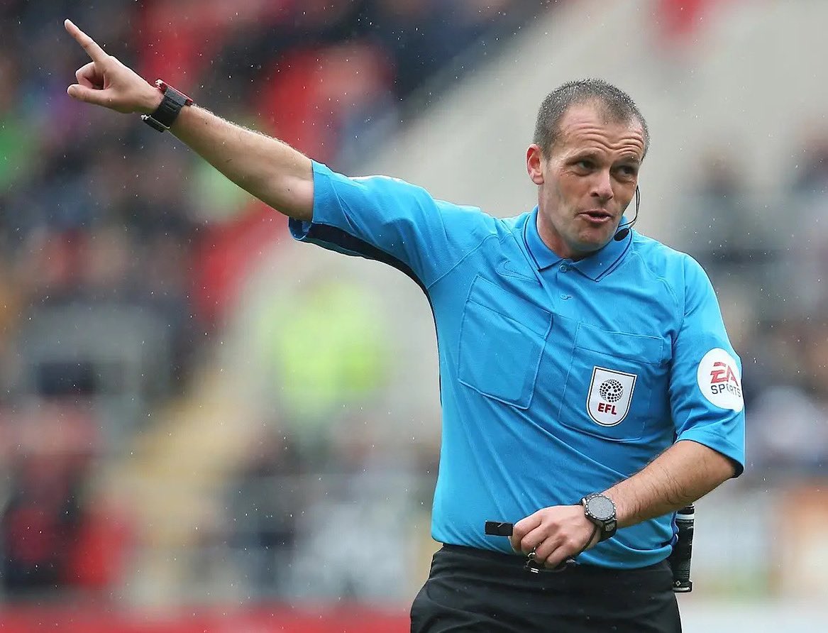 Our chairman Geoff Eltringham is hanging up his whistle following the 2024/25 season. Geoff went on to officiated 450 games in the EFL after his League Two debut in 2009. Geoff also refereed the FA Youth Cup Final in 2020. Congratulations on the excellent career Geoff! 👏👏👏