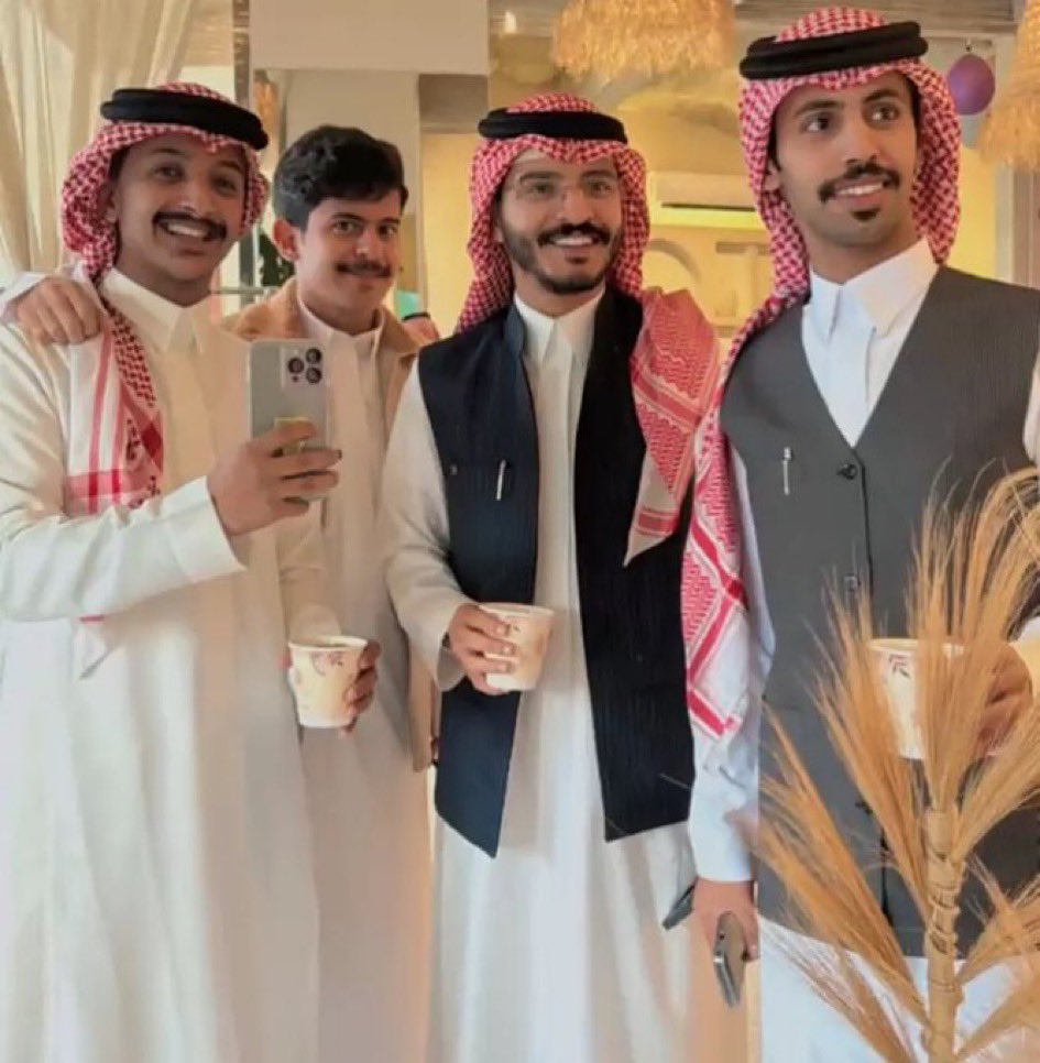 -
#فيصل_الشهراني |<a href="/ooqfsa/">فيصل الشهراني</a>