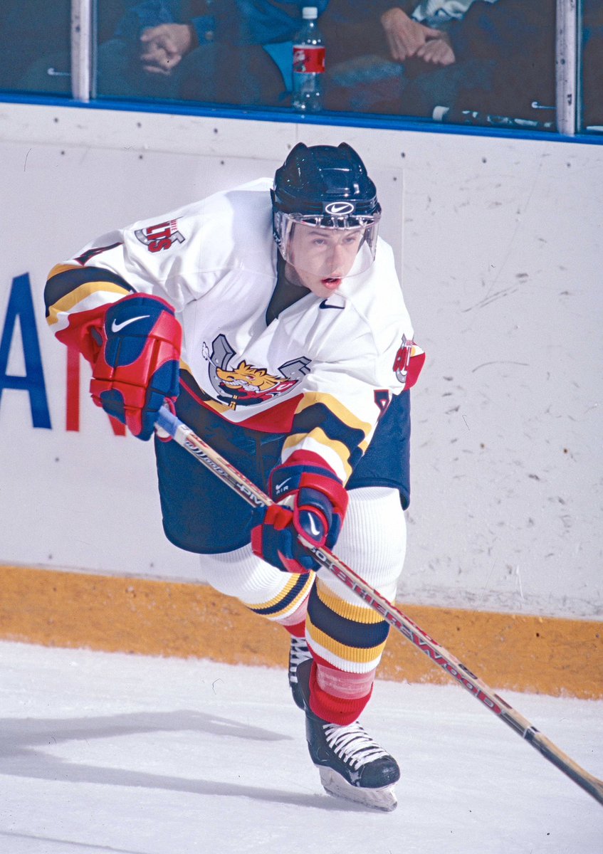 tsnjamesduthie's tweet image. Today&apos;s retro @OverDrive1050 photo features the captain, showing the focus it would take to control Odog many years later.