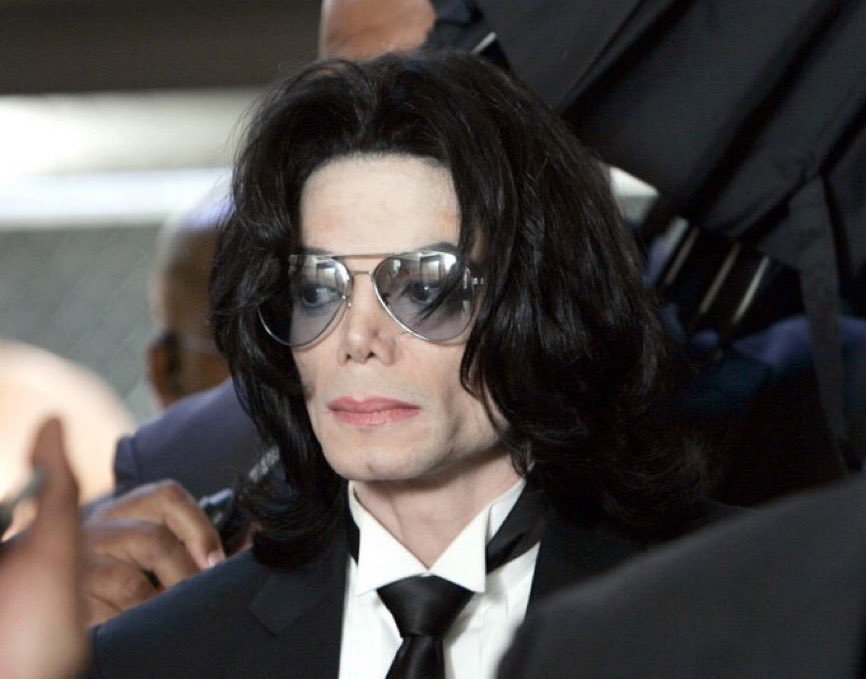 ATTACHNUDES's tweet image. Separating Facts from Fiction: The Michael Jackson Allegations.

An extensive thread with evidence.