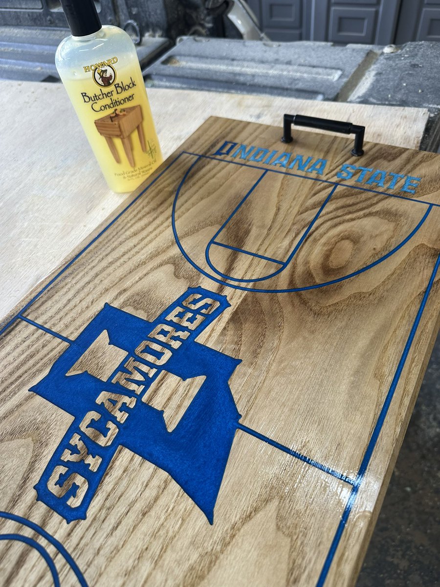 MrBasan08's tweet image. Next one is for a member of @IndStBasketball staff. #GoTrees