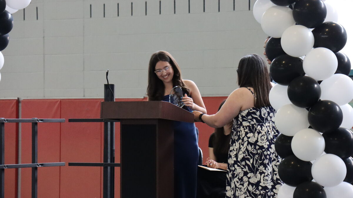 Superintendent's Weekly Updates - June 13, 2025

Find out what happened at school this week including Moving On Ceremonies at two middle schools, school concerts, end-of-year activities and more!

Read more: secure.smore.com/n/9cdex