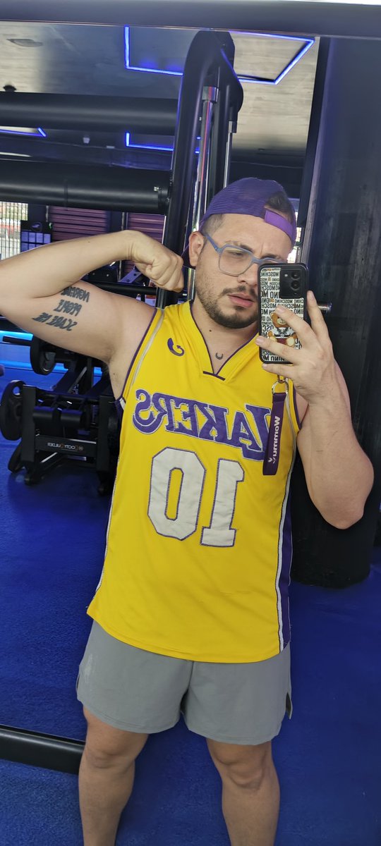 En mi mente mi brazo es enorme