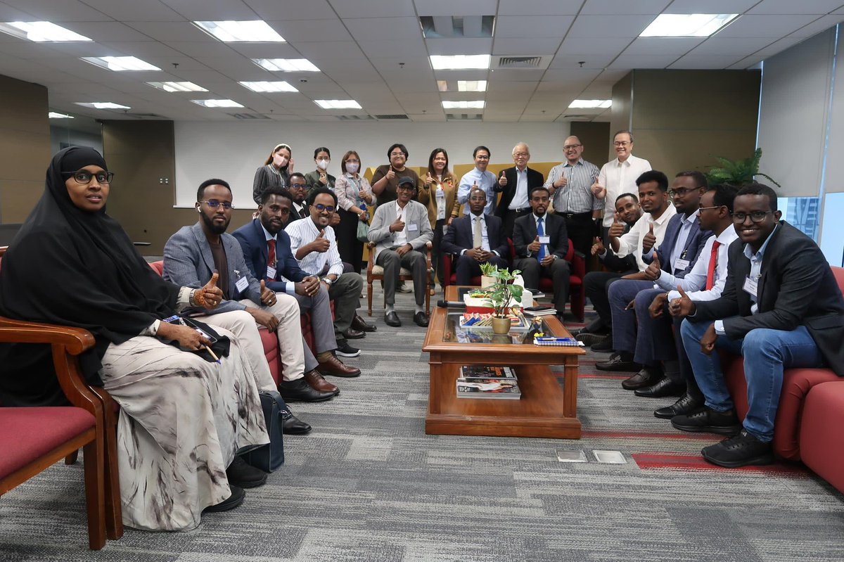 NIRA Somalia (@nirasomalia) on Twitter photo 1/3:
A high-level Somali delegation led by NIRA Director General, <a href="/AbdiwaliAbdulle/">Abdiweli Timacade</a>, is undertaking an official study tour to the Philippines. The delegation was formally received by Assistant Secretary Rosalinda P. Bautista, Deputy National Statistician at the PSA. 1/3:
A high-level Somali delegation led by NIRA Director General, <a href="/AbdiwaliAbdulle/">Abdiweli Timacade</a>, is undertaking an official study tour to the Philippines. The delegation was formally received by Assistant Secretary Rosalinda P. Bautista, Deputy National Statistician at the PSA.