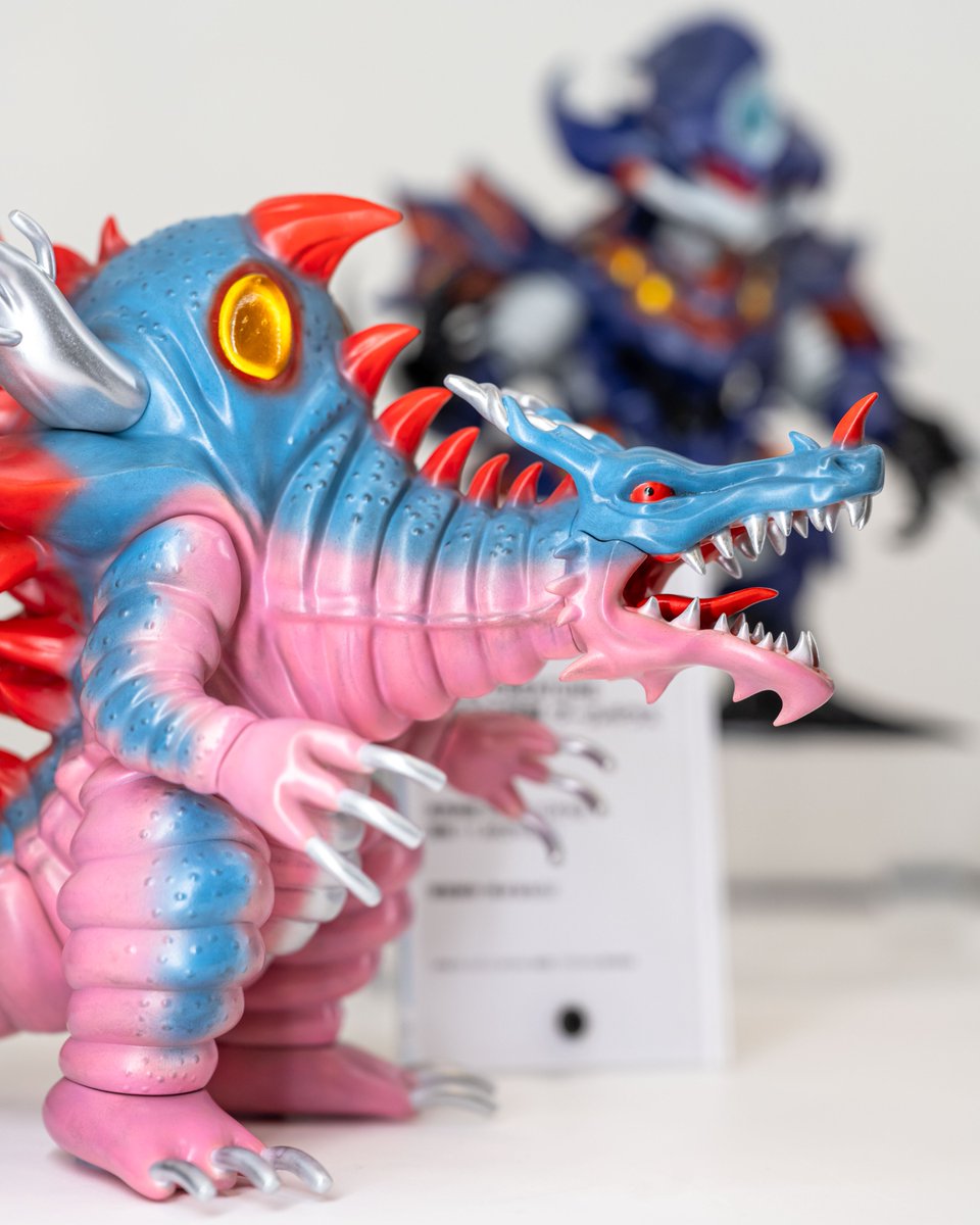 エンバートイズ (Ember Toys) (@embertoys) on Twitter photo \ #スマイルフェス 展示中/
『SSSS.GRIDMAN』より
Chibi Creature 気炎万丈怪獣 グールギラス
原型制作:<a href="/OZ_PR_/">株式会社OZ【公式】</a>
#SSSS_GRIDMAN #GRIDMAN_UNIVERSE
#embertoys #エンバートイズ
#スマフェス #smilefest2025 \ #スマイルフェス 展示中/
『SSSS.GRIDMAN』より
Chibi Creature 気炎万丈怪獣 グールギラス
原型制作:<a href="/OZ_PR_/">株式会社OZ【公式】</a>
#SSSS_GRIDMAN #GRIDMAN_UNIVERSE
#embertoys #エンバートイズ
#スマフェス #smilefest2025