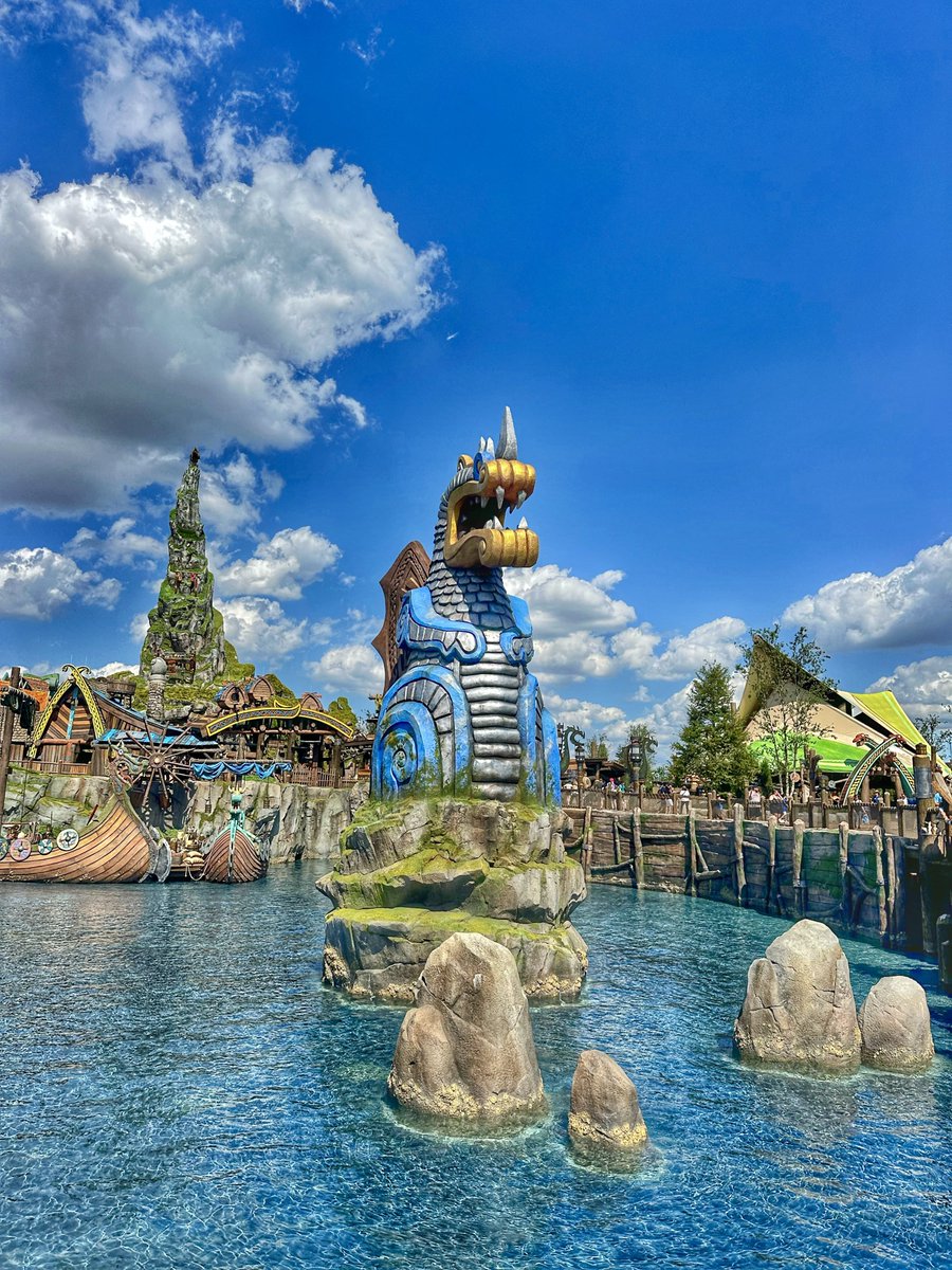 TuckBeck's tweet image. Happy @HTTYDragon Day!!! I’ve decided to come to Isle of Berk at @UniversalORL to celebrate! Because we, my friends, have dragons. ❤️
.
#UniversalStudiosBlogger #HTTYD
#IsleofBerk #UniversalEpicUniverse
#EpicUniverse #UniversalStudios
#UOAP #HowToTrainYourDragon