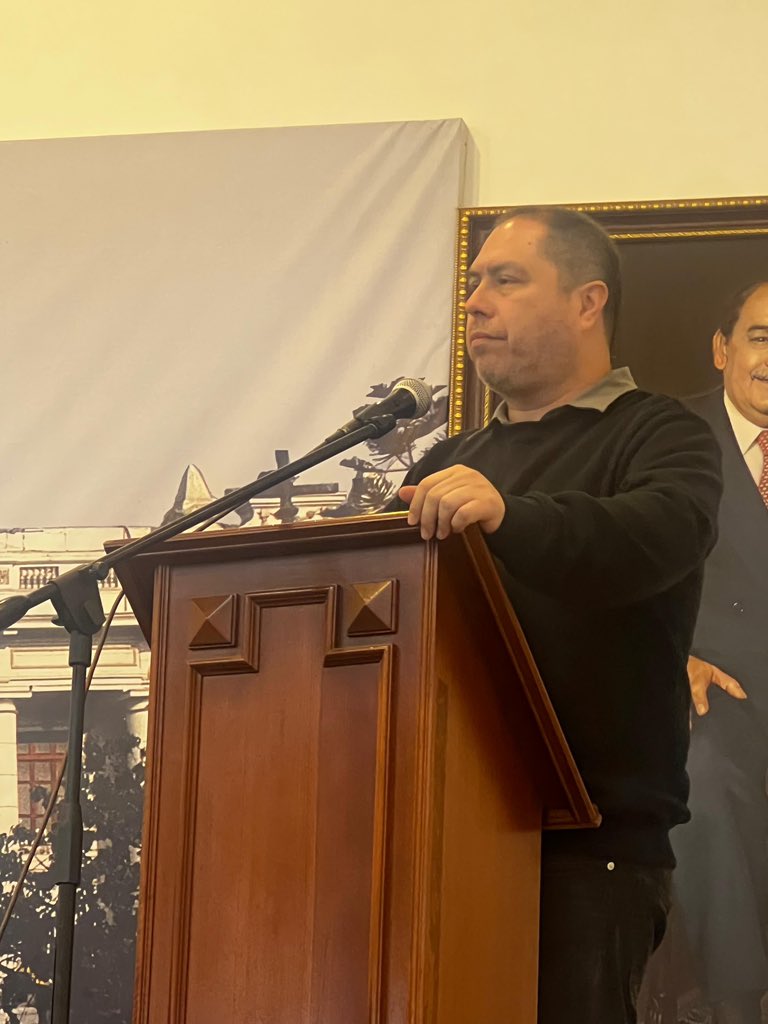 Se presenta <a href="/LuchoCabreraB/">Luis Cabrera Barron</a> en #SOPECOP 

<a href="/Sopecop/">sopecop</a> <a href="/PolitologosD/">Politólogos Digitales</a>