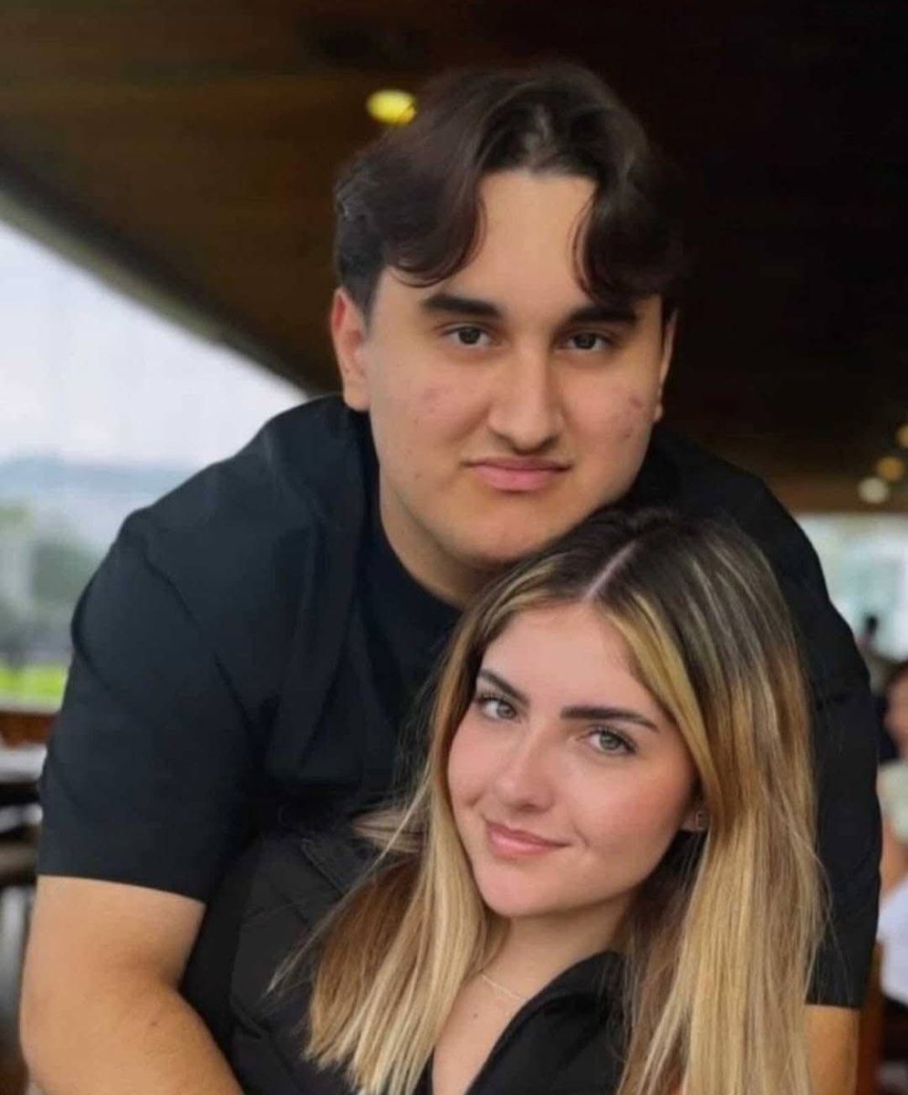 Con la pena para los envidiosos pero se queda con la güerita 😂😂