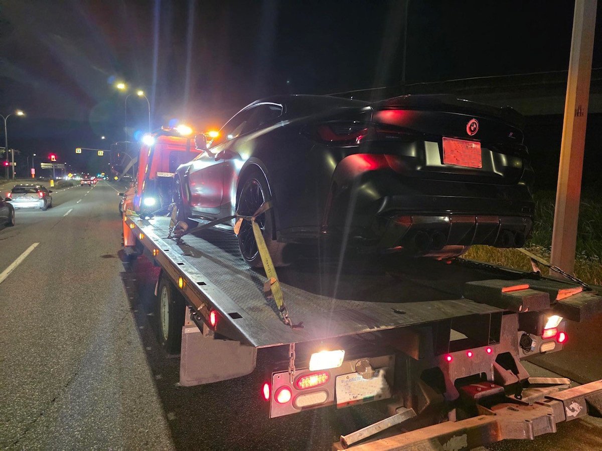 Late last night the #CoquitlamRCMP Gang Enforcement Team (CGET) was travelling to the detachment at the end of a long shift of ensuring public safety. The team was passed by a car which was speeding excessively while weaving in and out of traffic.   

A traffic stop ensued which