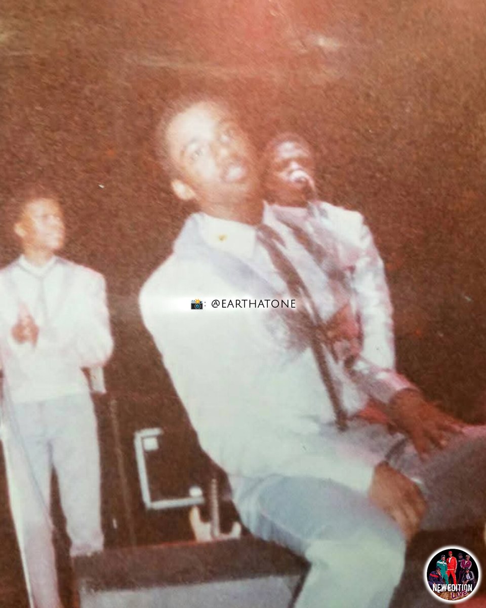 NewEditionLive's tweet image. Flashing all the way back to one of New Edition's performances at the Beacon Theater in NYC. @RalphTresvant, @RonDeVoe and @MrRickyBell were captured by fan @Earthatone while performing "Lost In Love". This picture was captured using a Kodak Disc camera! Who remembers those? 👀😅