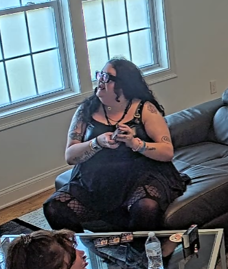 PygmalionZ_'s tweet photo. this freak has made me laugh more than maybe anything else on this show #fishtanklive https://t.co/aO3pV481zg