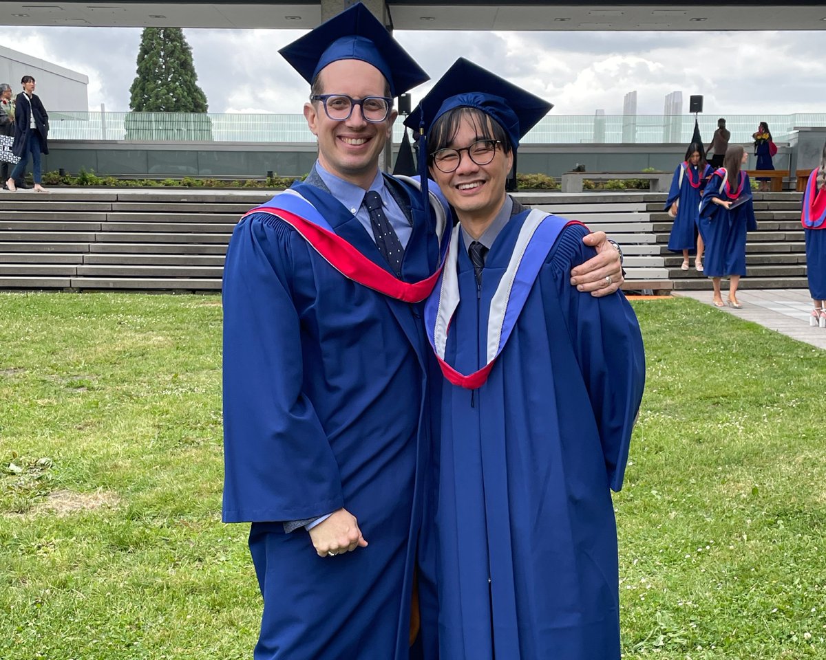 sfuurban's tweet image. Congratulations to our SFU Urban Studies graduates who crossed the stage this morning! Thank you to our faculty members, Professors Karen Ferguson, Aude-Claire Fourot, Meg Holden, & Kamala Todd who were there to cheer them on!
#sfuurb #mySFUgrad #FASSGrad