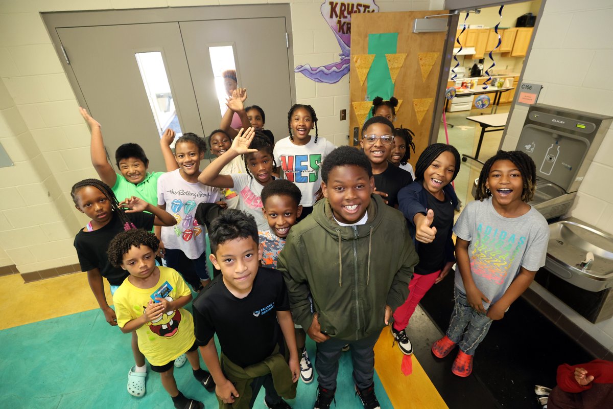 T🍏S Board of Ed (@tcsboardofed) on Twitter photo Some TCS summer learning smiling faces from <a href="/CentralESChamps/">Central Elementary School</a>! #TCSSummerLearning #21stCCLC <a href="/MikeDaria/">Mike Daria</a> <a href="/LBlevins_/">Lindsey Blevins</a> <a href="/CyntMillerHuff/">Cynthia Huff, ED.S.</a> <a href="/MarvinLLucas/">Marvin L. Lucas</a> <a href="/GRANTE1/">ERICA GRANT</a> <a href="/bamaEMW/">Eric Wilson</a> <a href="/tidecam/">Deron Cameron Ph.D</a> Some TCS summer learning smiling faces from <a href="/CentralESChamps/">Central Elementary School</a>! #TCSSummerLearning #21stCCLC <a href="/MikeDaria/">Mike Daria</a> <a href="/LBlevins_/">Lindsey Blevins</a> <a href="/CyntMillerHuff/">Cynthia Huff, ED.S.</a> <a href="/MarvinLLucas/">Marvin L. Lucas</a> <a href="/GRANTE1/">ERICA GRANT</a> <a href="/bamaEMW/">Eric Wilson</a> <a href="/tidecam/">Deron Cameron Ph.D</a>