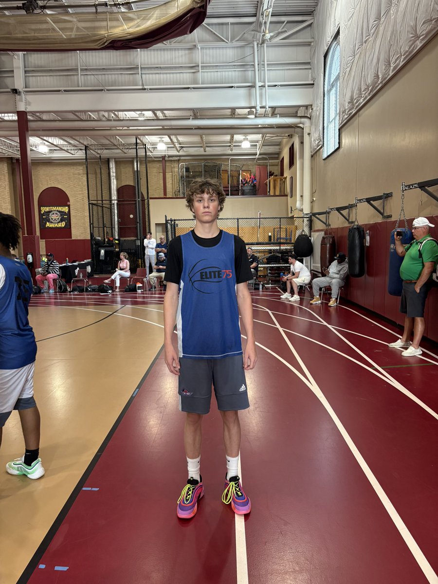 Dane Brown is showing off his impressive shooting ability to kick off Elite 75 West

Brown shoots the ball with confidence and is relentless on the defensive end