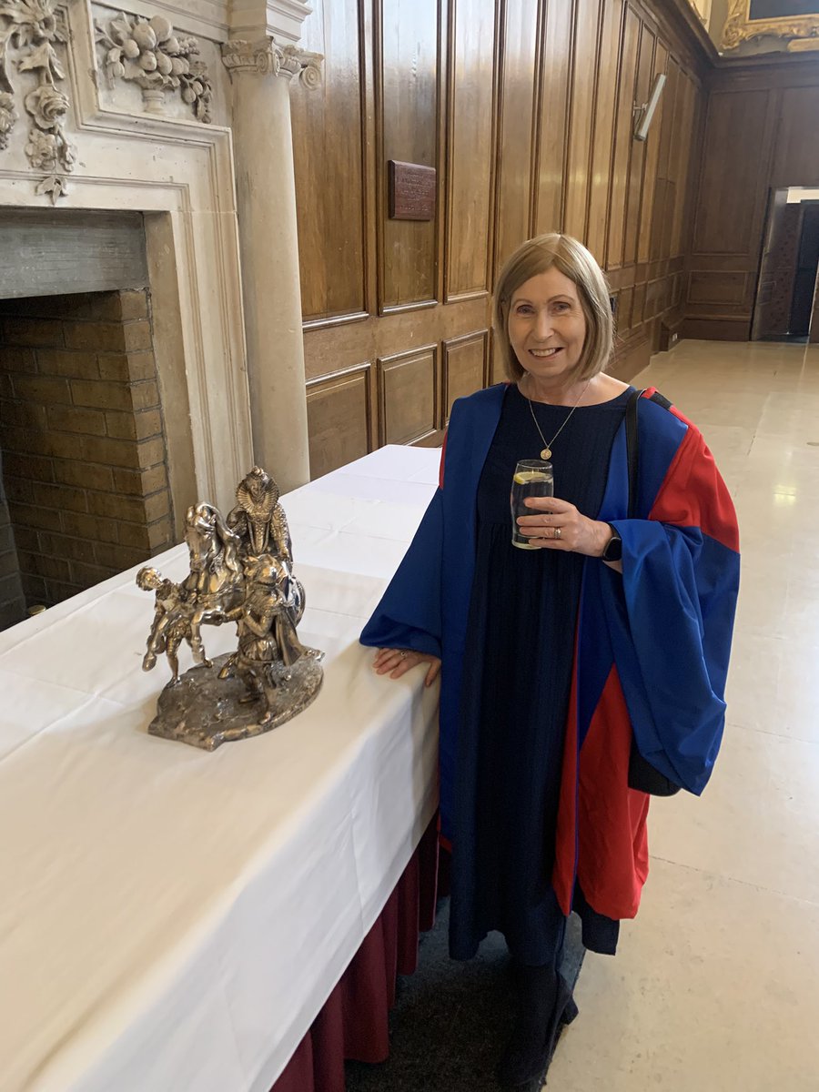 Massive thanks to everyone <a href="/tcddublin/">Trinity College Dublin</a> who made this such a special day and evening.  Here’s me with Elizabeth I at tonight’s wonderful dinner.
