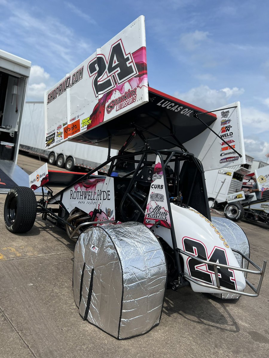 RICO!!! He won here twice in April. He is second in High Limit Points currently. Can they keep the momentum going this weekend? 
#PremierChevyDealersClash🛻