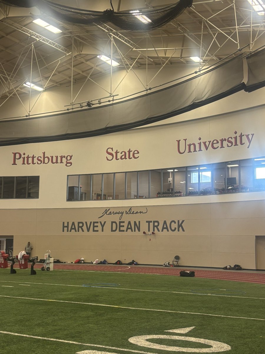 Great Day for a camp, thanks <a href="/CoachTEverett/">Coach Everett</a> for the invite. #BuCoFamily