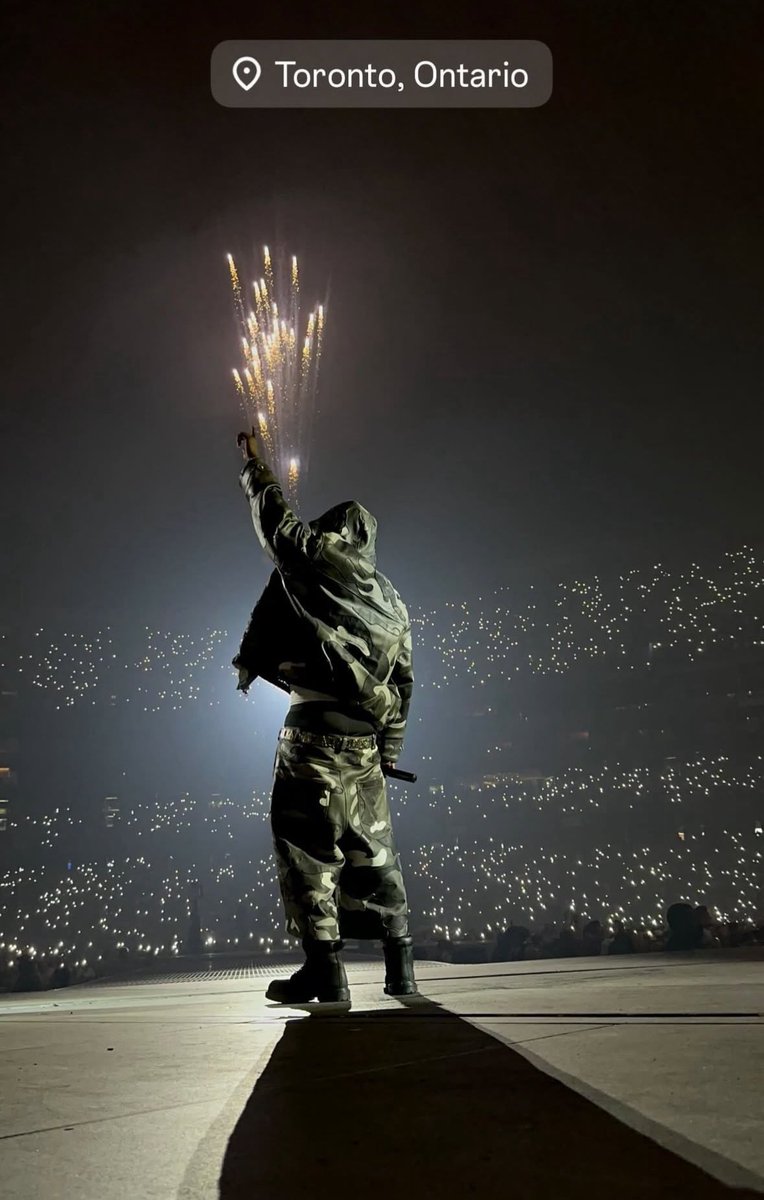 The FIRST rapper to sell out the Rodger Stadium in Toronto….the FIRST RAPPER. And he just did it TWICE! That’s insane when you really think about it. We witnessing real historic shit right now.