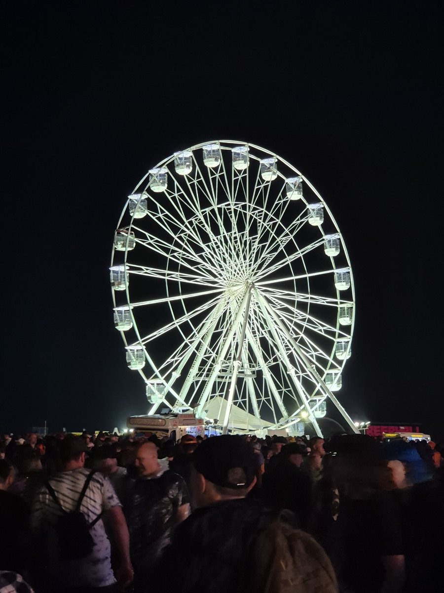 MrBartzabel's tweet image. The arena is absolutely banging this year😃🤘🏽
#DOWNLOAD #download2025 #downloadfestival