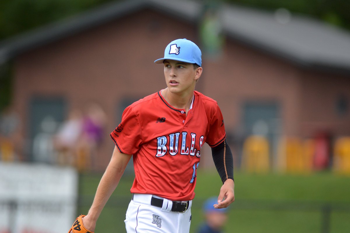 Lots of local high school baseball stars are in action this weekend at the 2025 Capaha Classic in Cape ⚾️🔥

Check out our Friday coverage on our website or click the link below ⤵️
semoball.com/community-spor…