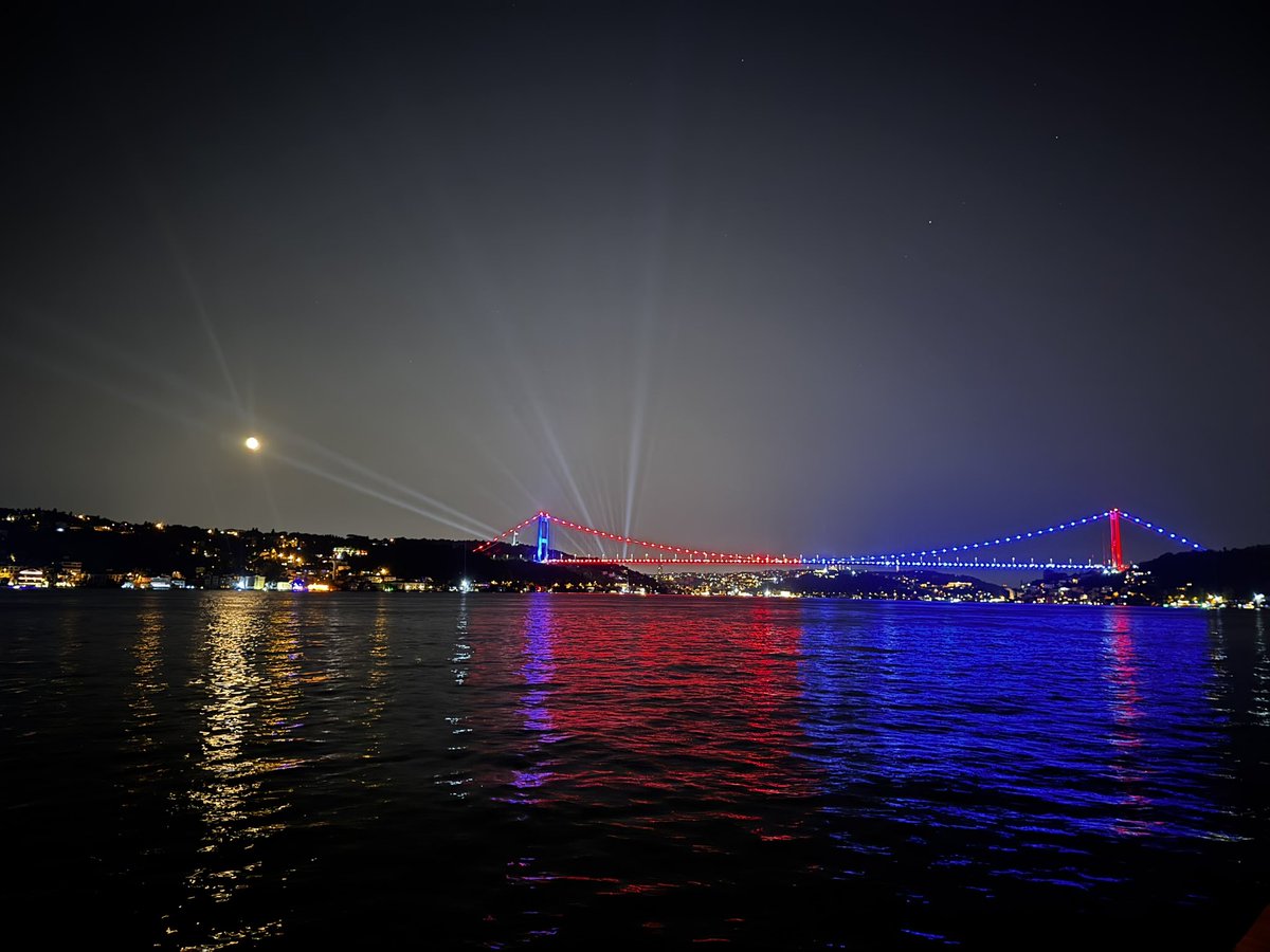 Güzel yurdumuza Rabbim zeval vermesin