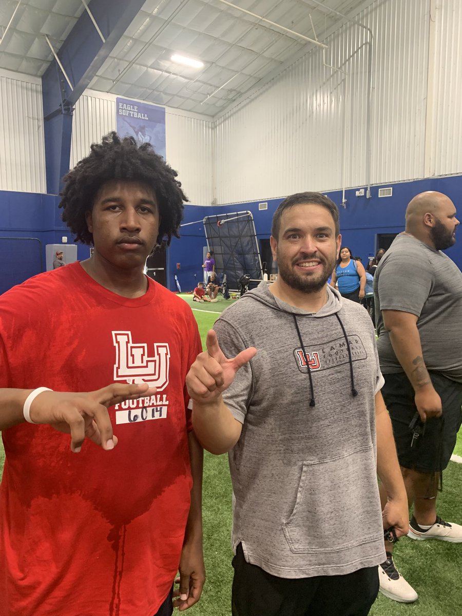 ProllynotSin's tweet image. I had a great time at the @LamarFootball camp thank you @Coach_Cannata for the invite @Coach_Harmon @coachdavisoline @NimitzCoogsFB