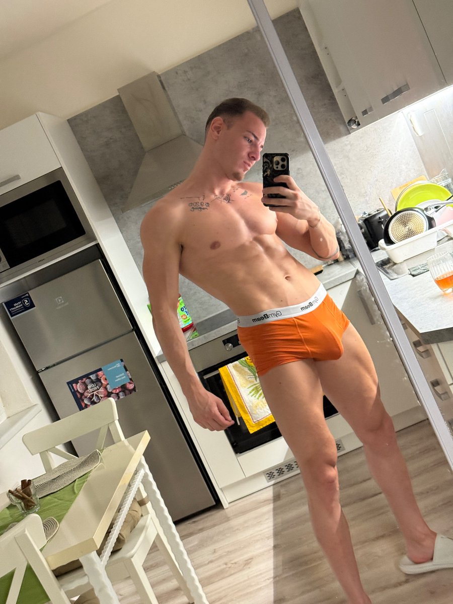 Wataa
Just after training💦🔥