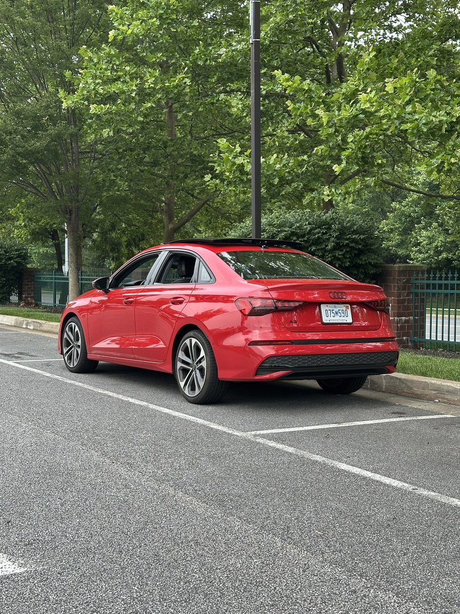 jessicaray0's tweet image. Ngl the 2025 Audi A3 that I’ve got for the weekend is hot