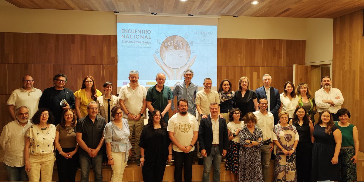 Muchas gracias a todas las personas que han participado en nuestro Encuentro Nacional de Turismo Arqueológico, y especialmente en la mesa de trabajo de hoy, tanto de forma presencial en el <a href="/MANArqueologico/">Museo Arqueológico Nacional</a> como online.

Esperamos que este sea el inicio de un fructífero camino.