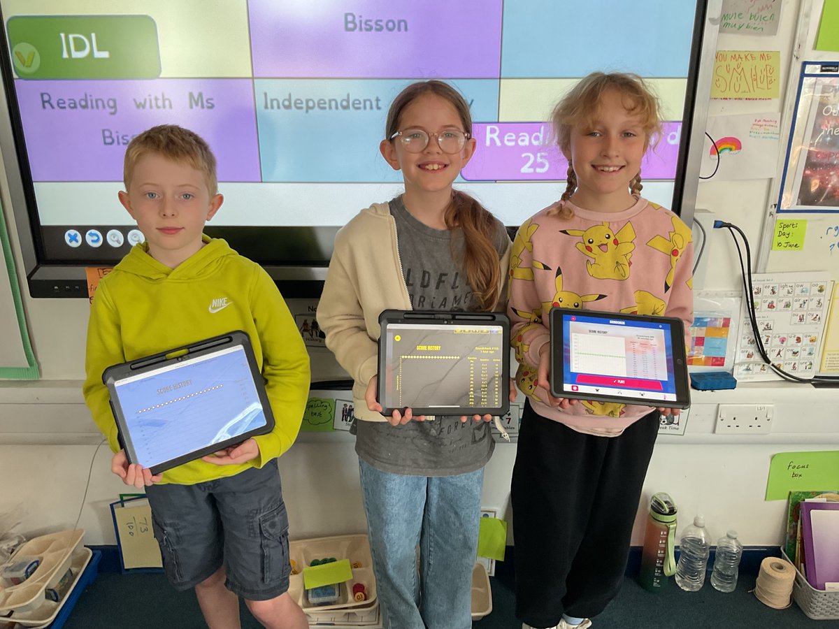 Team Saturn have been working so hard learning their times tables up to 12 X 12 to automaticity! These children should be really proud that on all their recent soundcheck games they have scored 25/25! Well done everyone! 🤩👏🎉