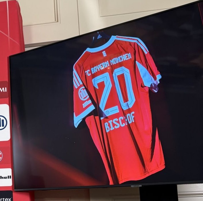 Tom Bischof will wear #20 at FC Bayern [📸 <a href="/kerry_hau/">Kerry Hau</a>]