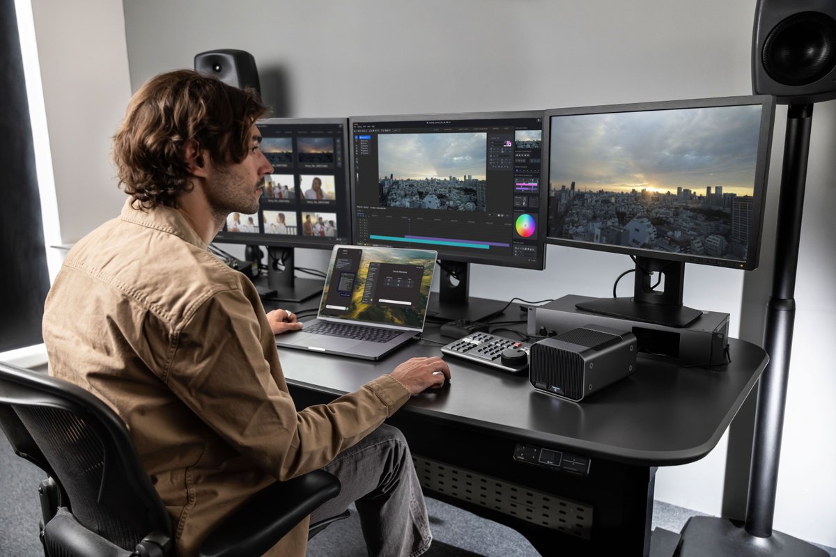 Embrace the space your media deserves. The G-RAID PROJECT 2 drive is a high-performance, 2-bay enterprise-class storage system—your trusted ally in the studio for handling demanding workflows with ease and reliability.