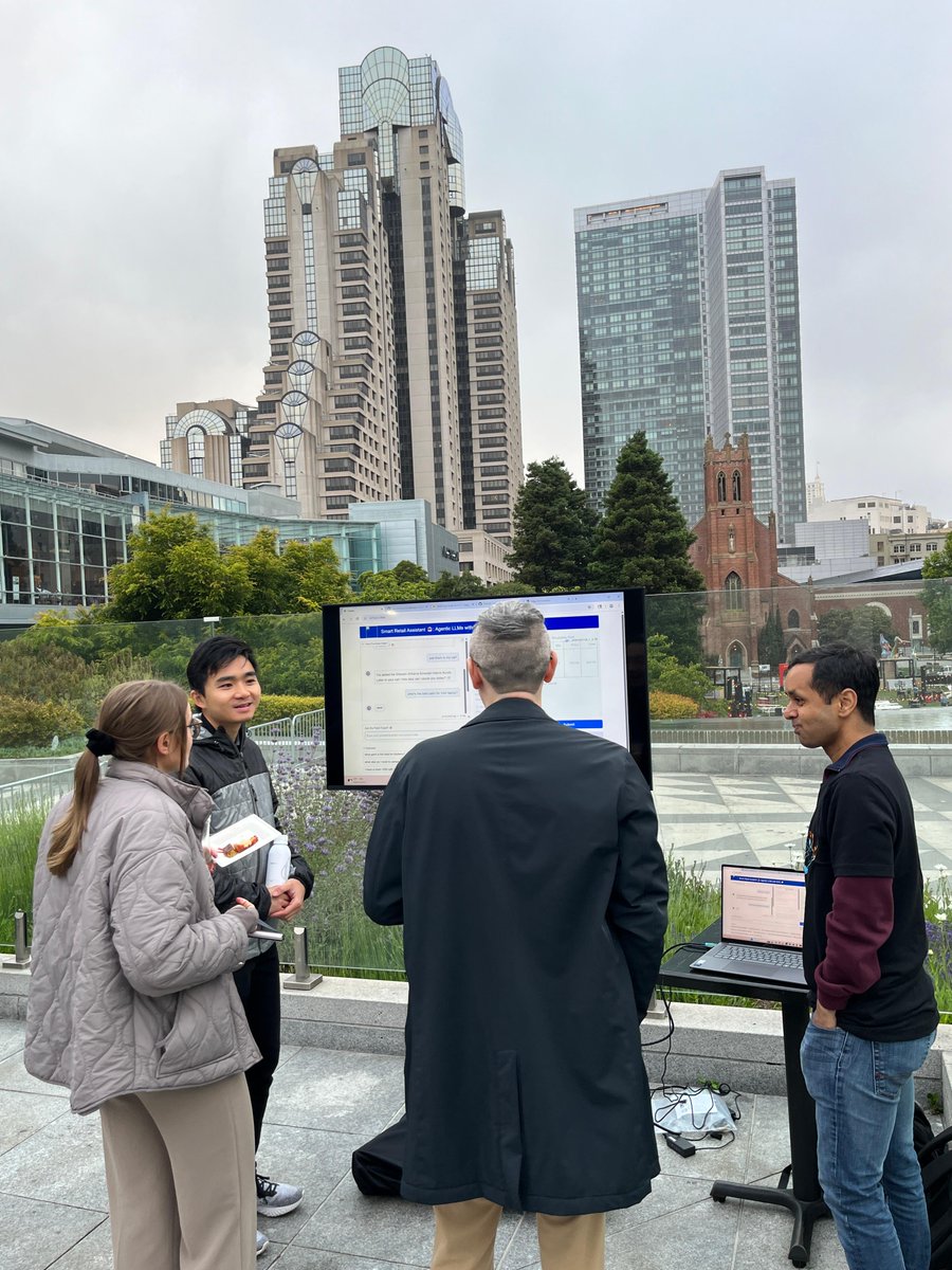 IntelSoftware's tweet image. Databricks #DataAISummit 2025 —wrapped.
@intel was on the ground in San Francisco as AI, data infrastructure, and applied innovation took focus.
Appreciation to our demo partners @TrustGraphAI, @IBM and @Voxel51. These collaborations are pushing what’s possible with scalable,…
