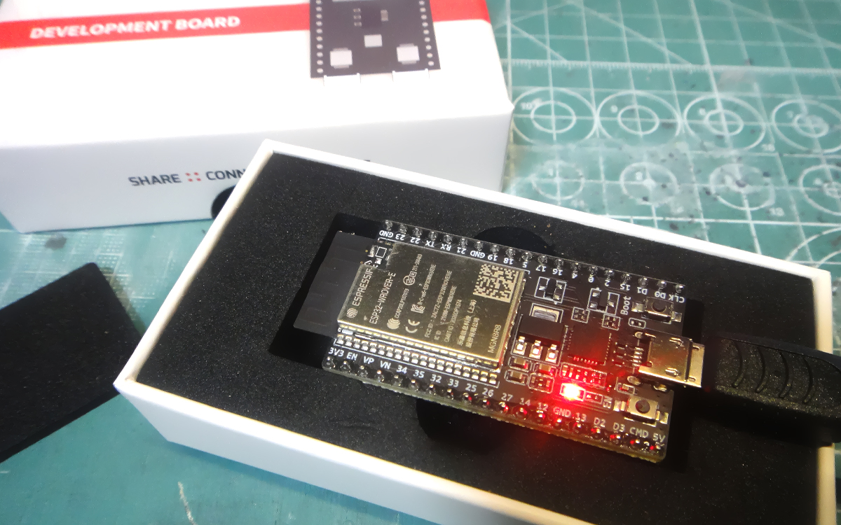glassgirlmaker's tweet image. 開発ボード購入:模型を楽しい未知の世界へ。
#ESP32 #秋月電子 #3DPrinting