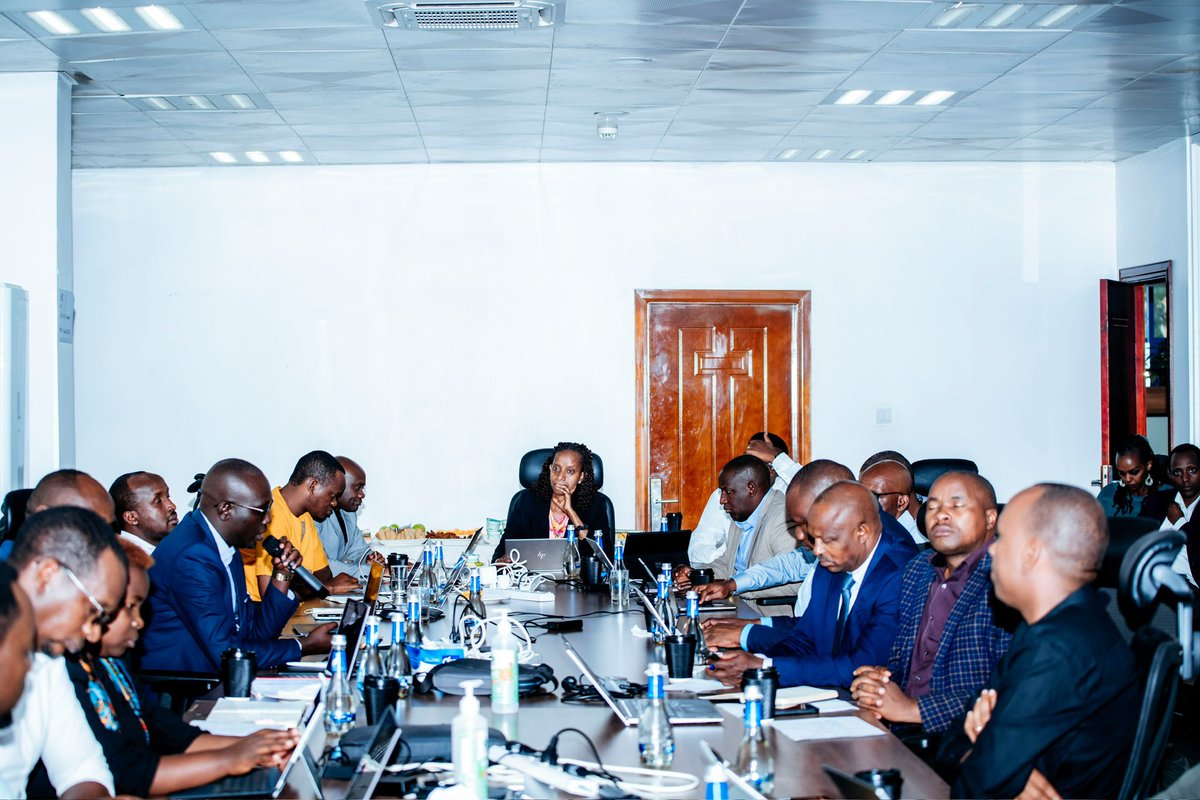Ministry of Environment - Rwanda (@environmentrw) on Twitter photo Today, PS <a href="/BeatriceCyiza/">Beatrice CYIZA</a> chaired the 3rd Volcanoes Community Resilience Project Steering Committee meeting.
The session reviewed implementation progress and offered strategic guidance for effective, timely, and smooth execution of project activities.
#GreenRwanda🇷🇼🌿 Today, PS <a href="/BeatriceCyiza/">Beatrice CYIZA</a> chaired the 3rd Volcanoes Community Resilience Project Steering Committee meeting.
The session reviewed implementation progress and offered strategic guidance for effective, timely, and smooth execution of project activities.
#GreenRwanda🇷🇼🌿