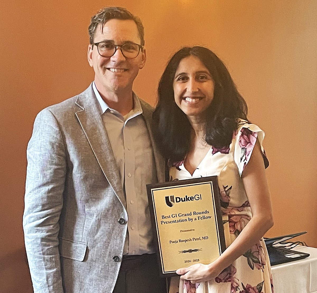 Duke GI (@duke_gi_) on Twitter photo 🎉Join us in congratulating Pooja Patel, MD on being awarded the Best GI Grand Rounds Presentation by a Fellow for her #GIGrandRounds presentation titled, "Endoscopic Hemostasis for Non-Variceal Upper GI Bleeding: Past, Present, and Future" 🚀
#GIFellows #FellowAwards #GITwitter 🎉Join us in congratulating Pooja Patel, MD on being awarded the Best GI Grand Rounds Presentation by a Fellow for her #GIGrandRounds presentation titled, "Endoscopic Hemostasis for Non-Variceal Upper GI Bleeding: Past, Present, and Future" 🚀
#GIFellows #FellowAwards #GITwitter