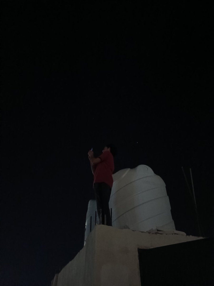 الحكومة من الصبح وهيه تقنع بالشعب يضلوا ببيوتهم 
احنا اول ما شفنا صاروحْ: