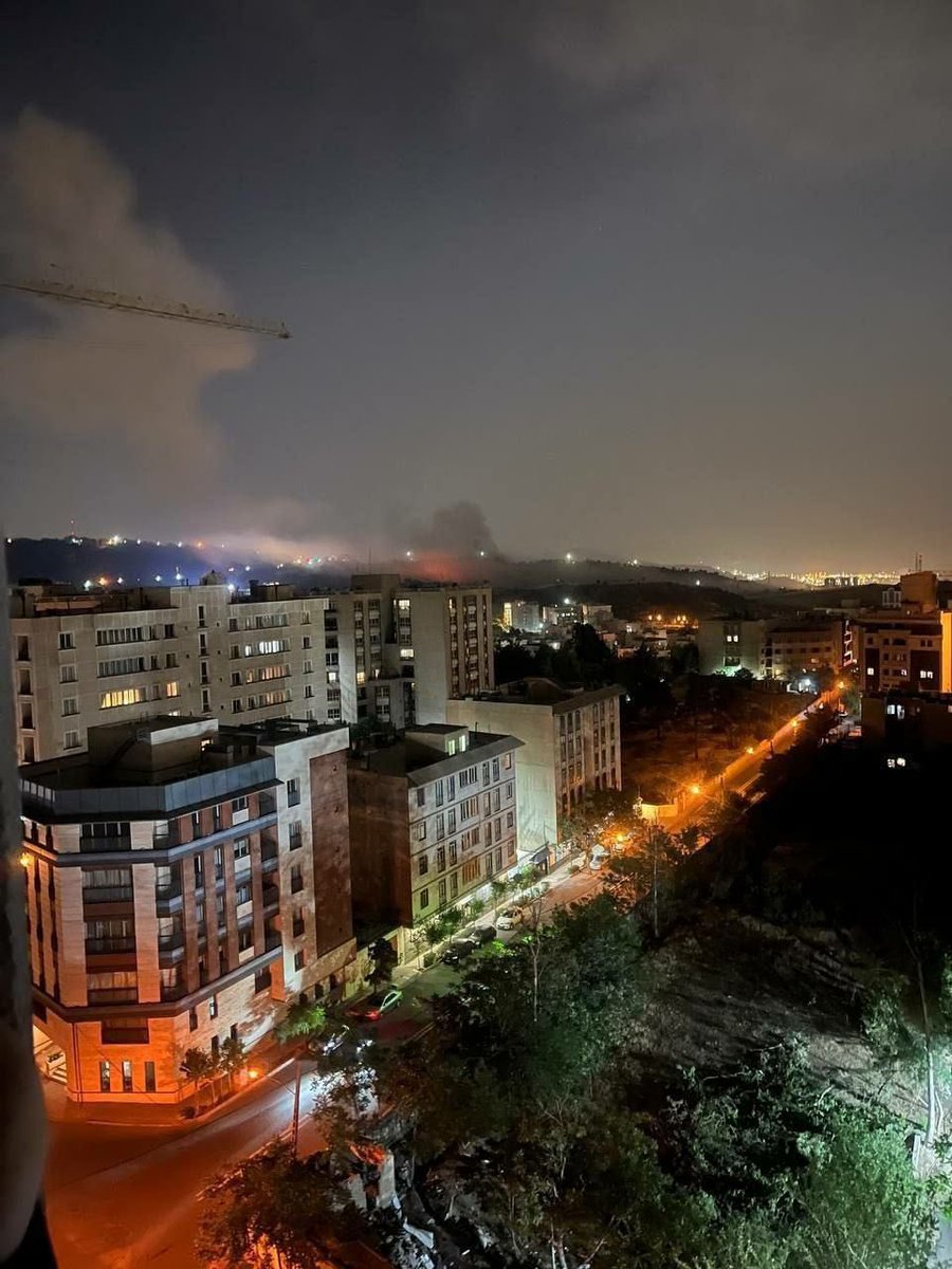 itzhamas's tweet image. Yesterday              Today 
#Tehran                Tel aviv