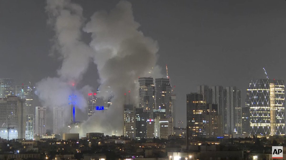 itzhamas's tweet image. Yesterday              Today 
#Tehran                Tel aviv